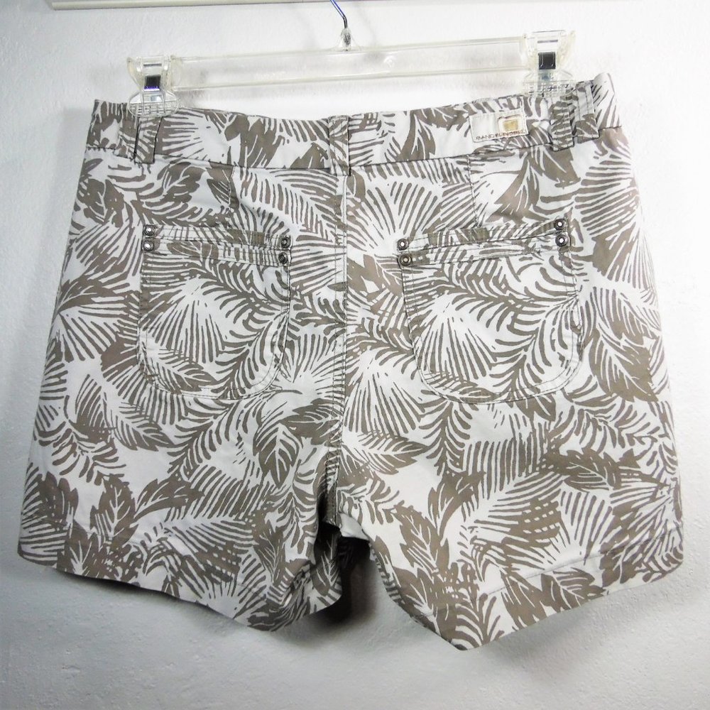 Bandolinoblu Fern Pattern Shorts - Picture 3 of 8